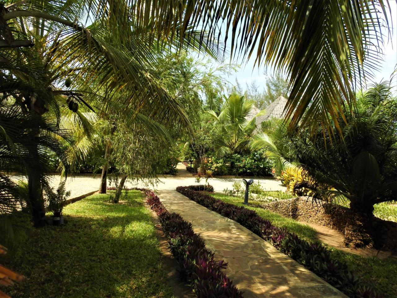 Sheba Cottages - Diani Beach Dış mekan fotoğraf