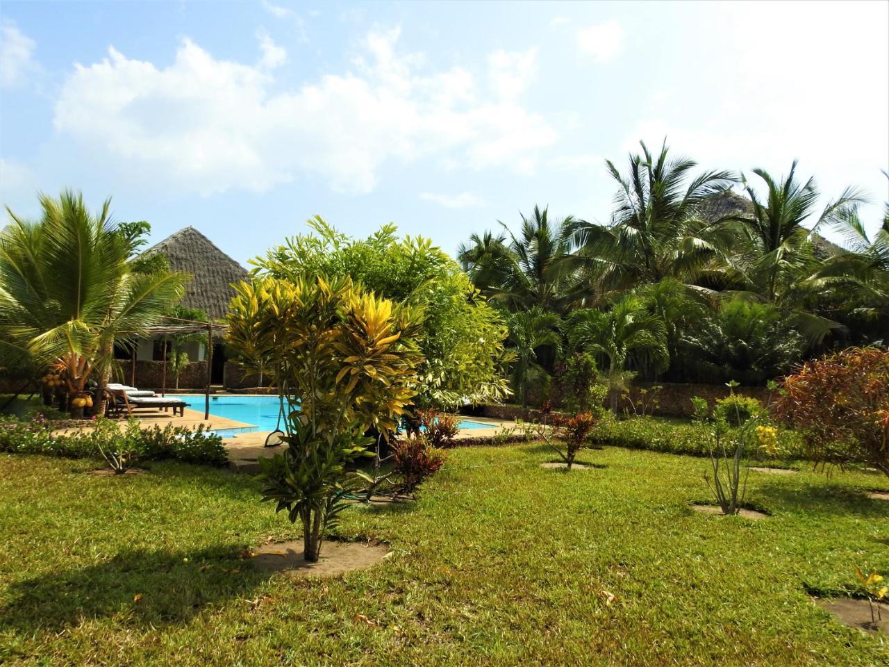 Sheba Cottages - Diani Beach Dış mekan fotoğraf